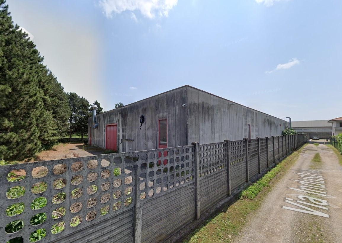 Capannone in vendita a Giussano