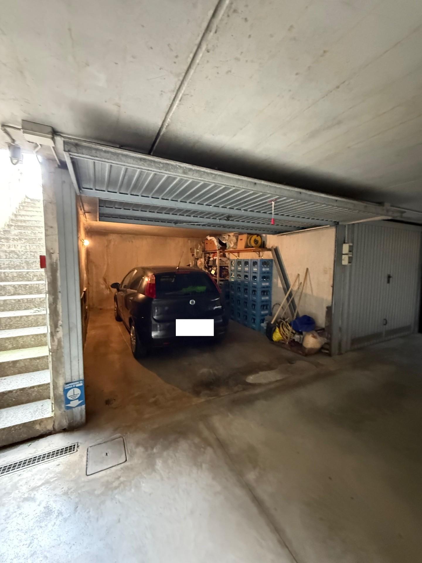 Box/Garage 18mq in vendita a Cornate d'Adda