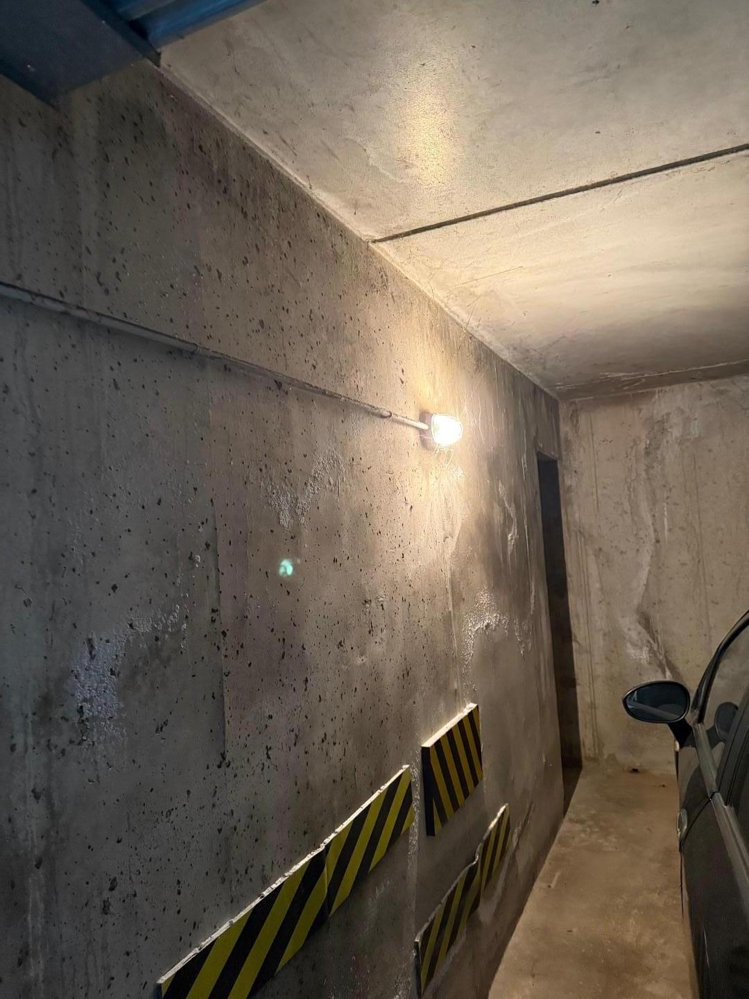 Box/Garage 18mq in vendita a Cornate d'Adda