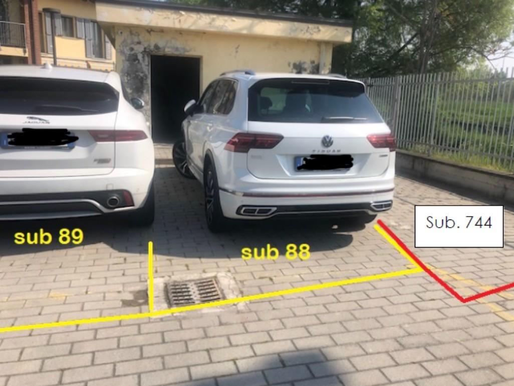 Box/Garage 12mq in vendita a Milano