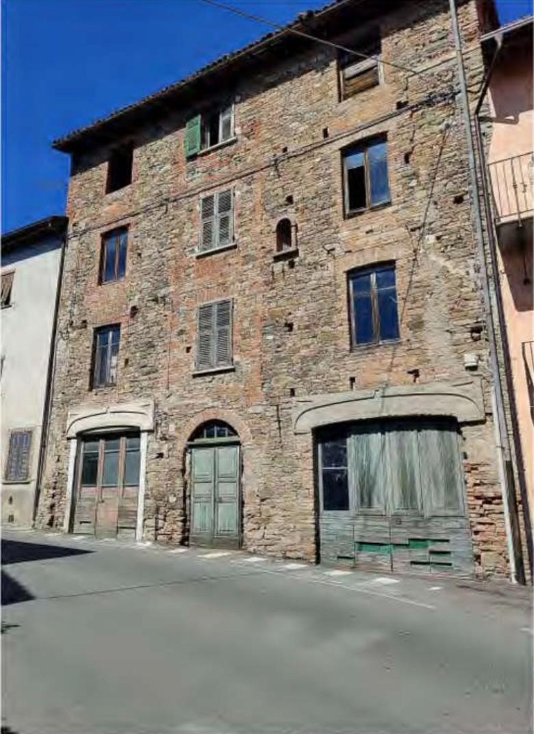 Quadrilocale da ristrutturare a Lerma