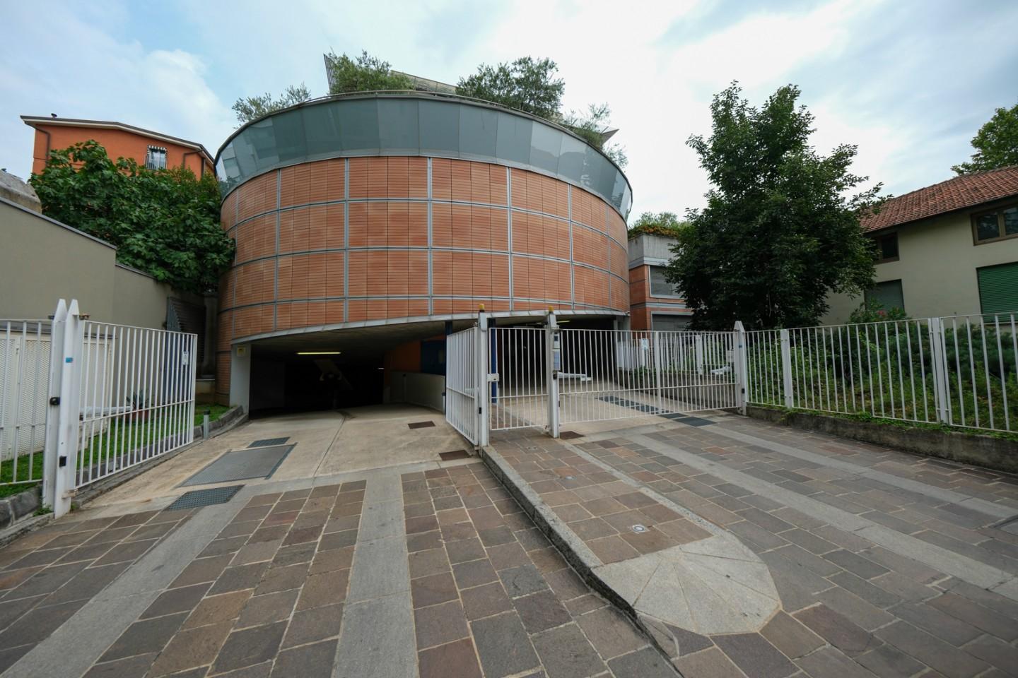 Box/Garage 14mq in vendita a Milano