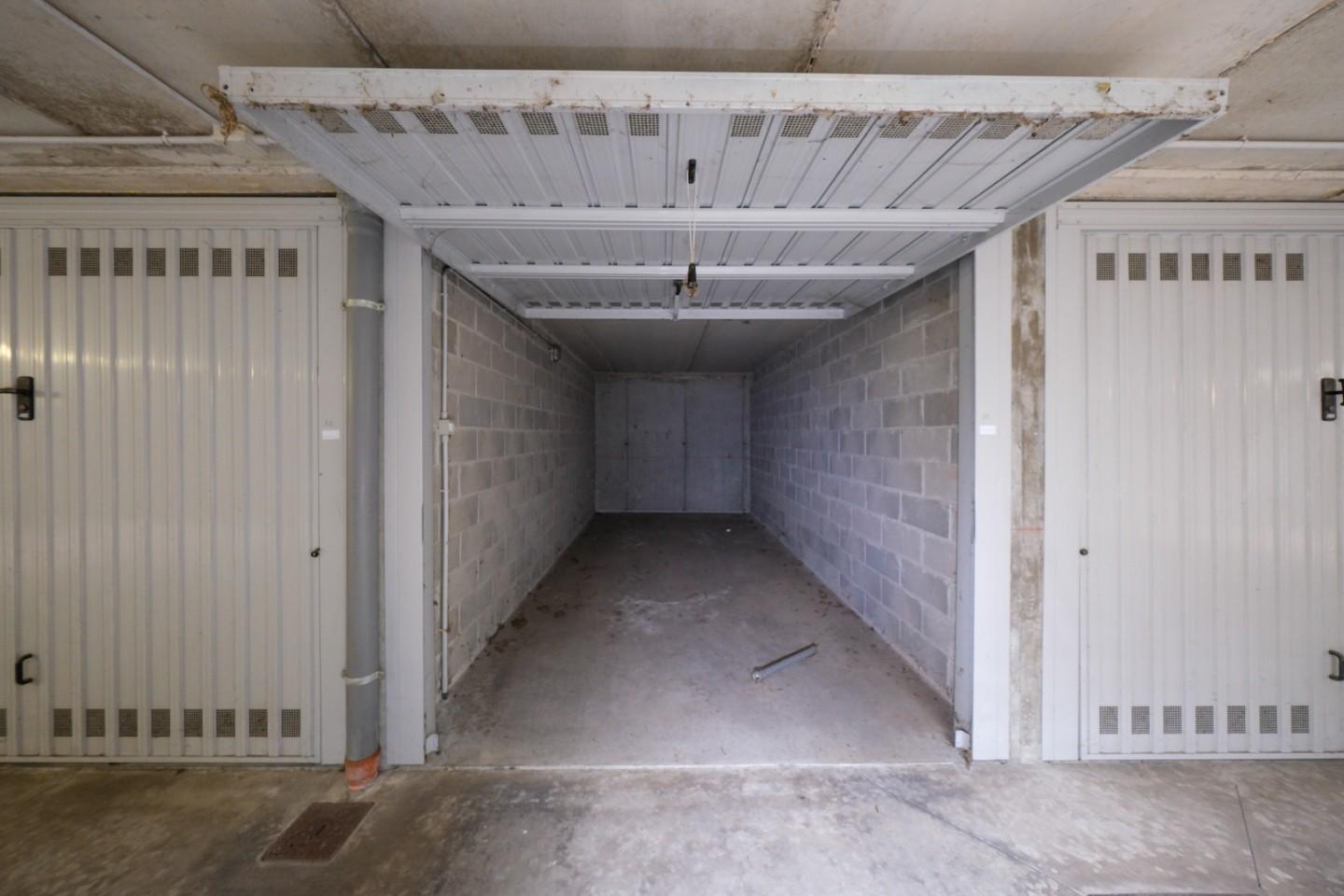 Box/Garage 16mq in vendita, Peschiera Borromeo bettola