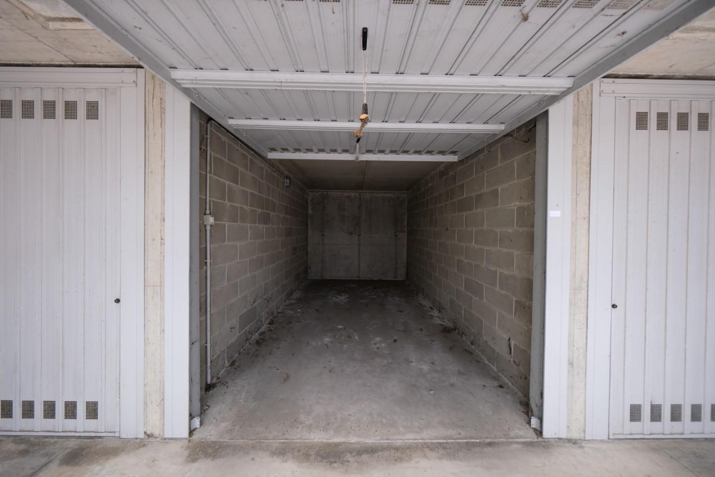 Box/Garage 15mq in vendita, Peschiera Borromeo bettola