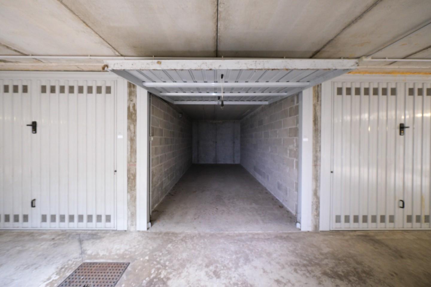 Box/Garage 16mq in vendita, Peschiera Borromeo bettola