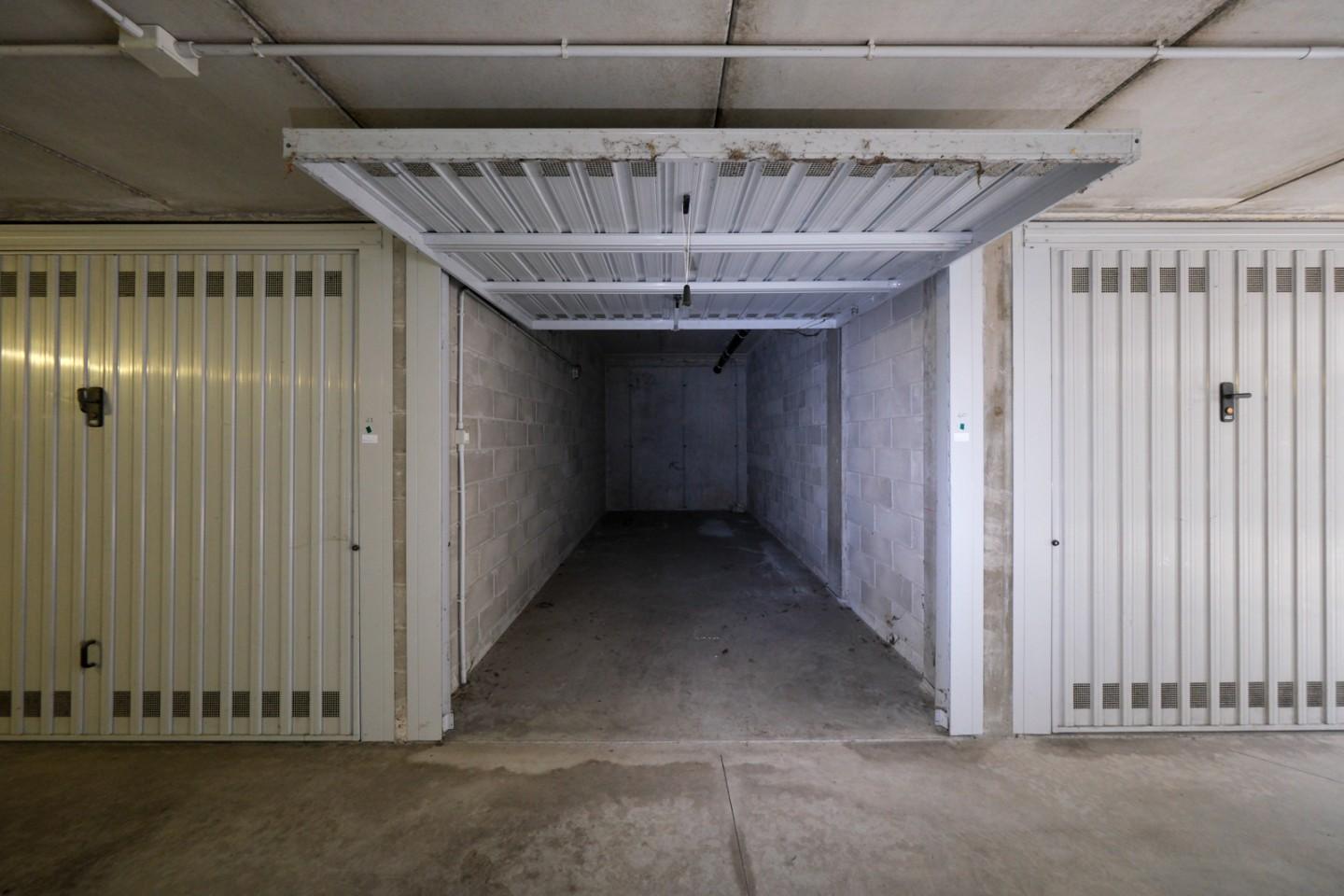 Box/Garage 18mq in vendita, Peschiera Borromeo bettola