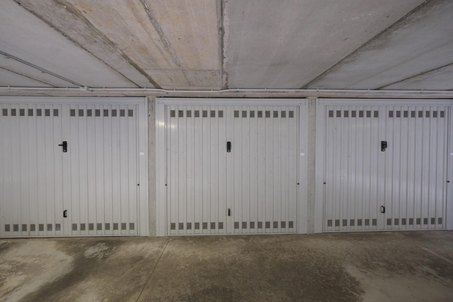 Box/Garage 18mq in vendita, Peschiera Borromeo bettola