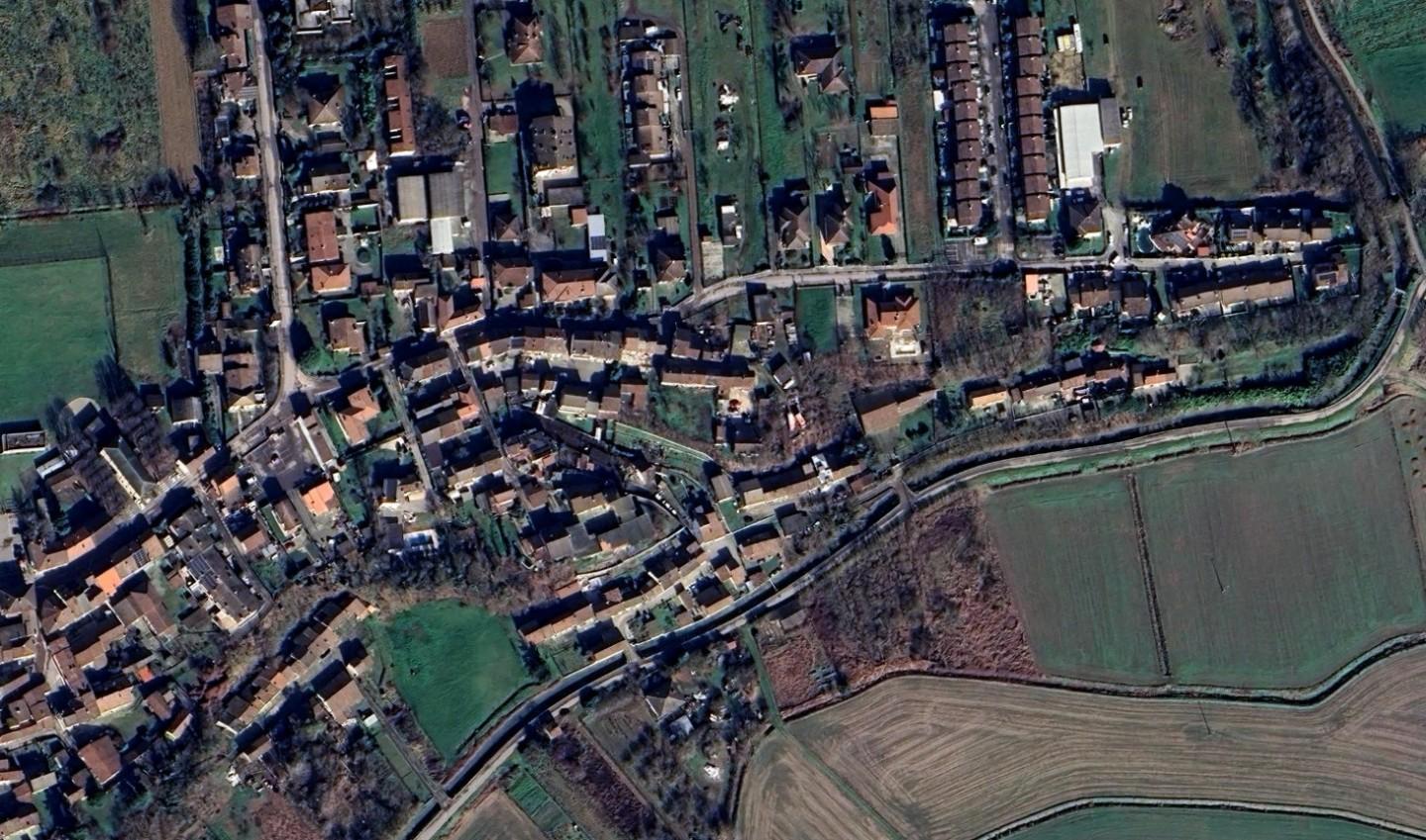 Quadrilocale in vendita a Chignolo Po