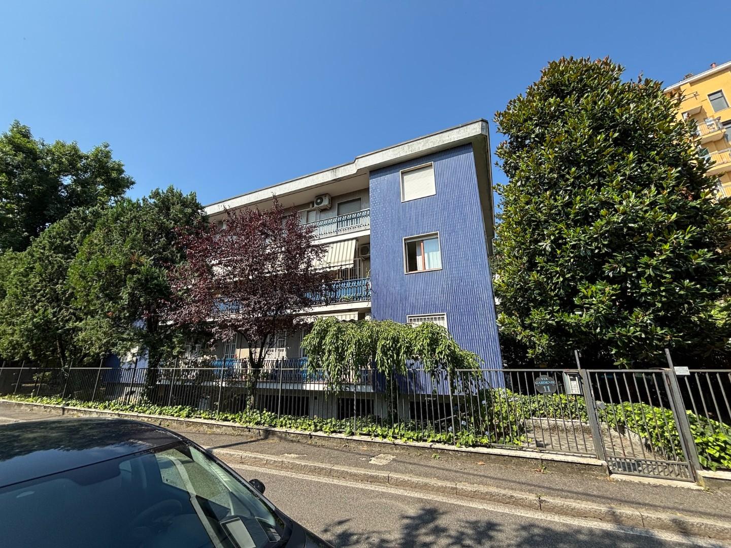 Box/Garage 13mq in vendita a Cusano Milanino