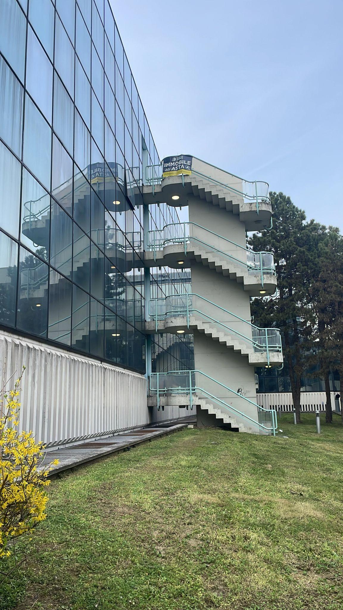 Ufficio da ristrutturare a Rozzano