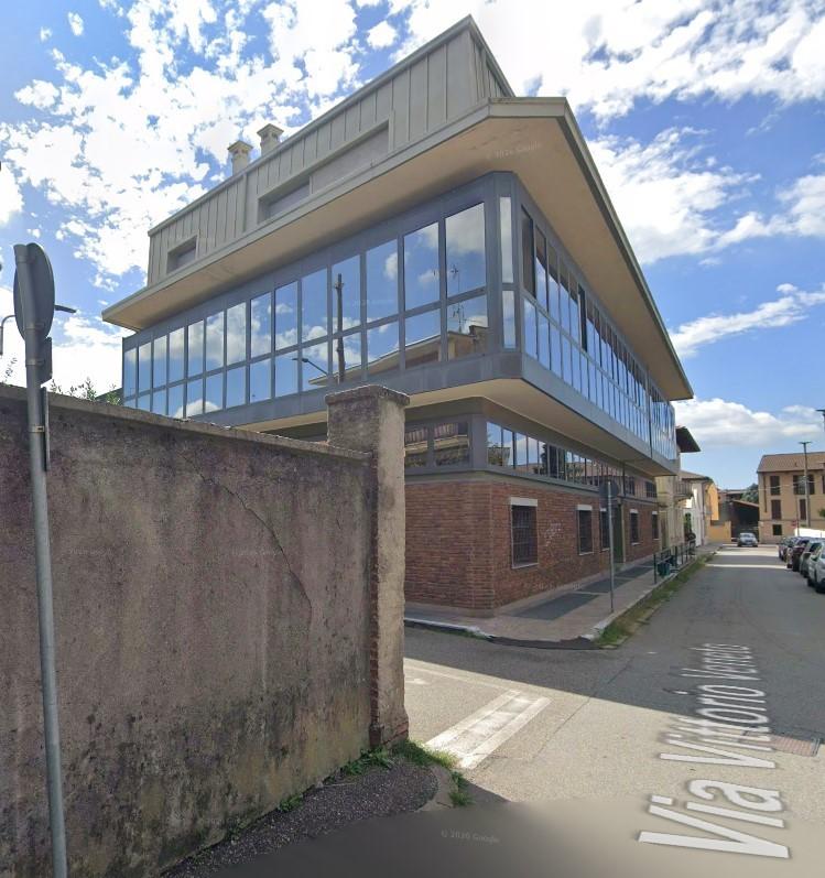 Ufficio in vendita a Turbigo