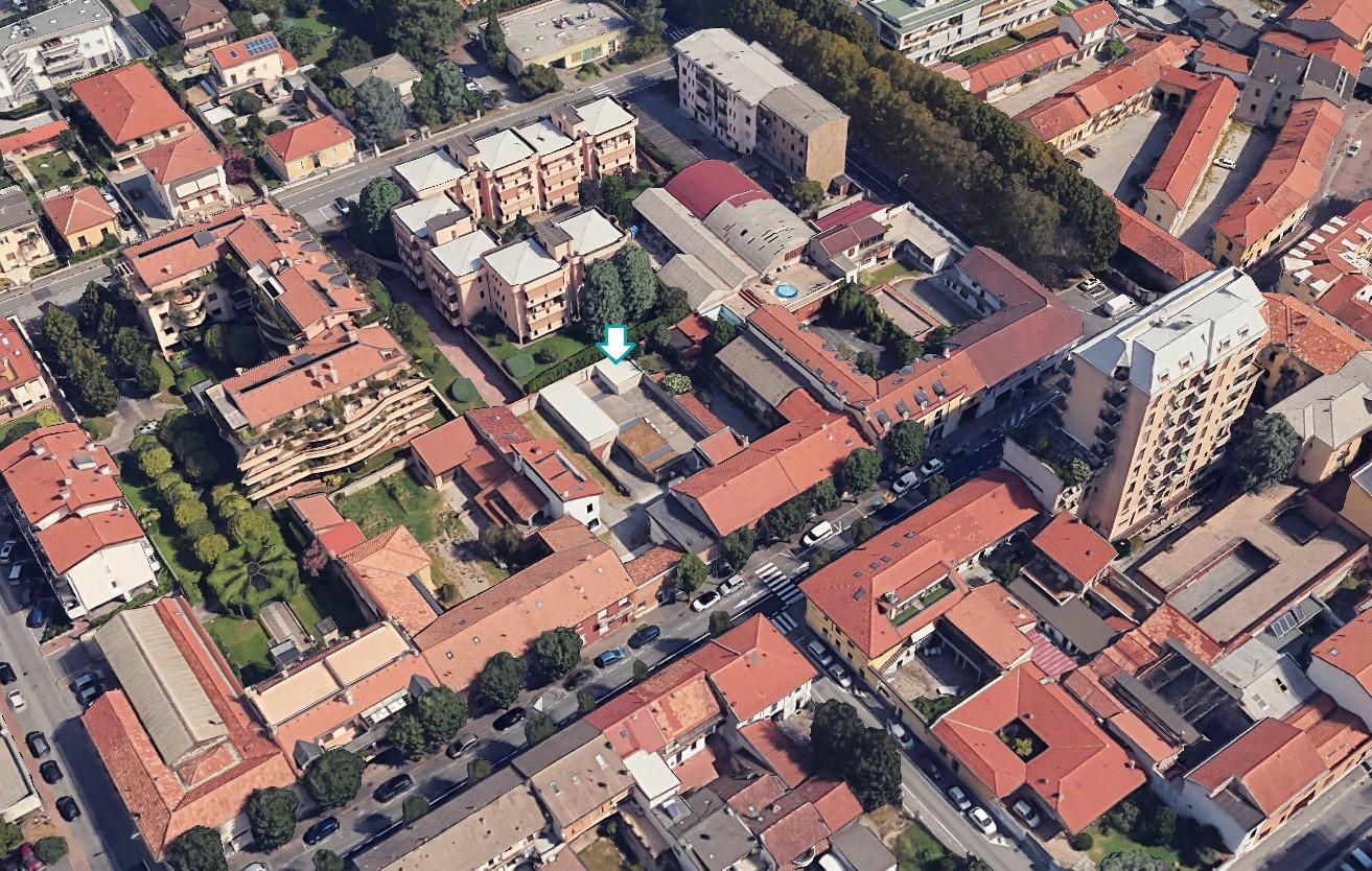 Box/Garage 17mq in vendita a Muggi�