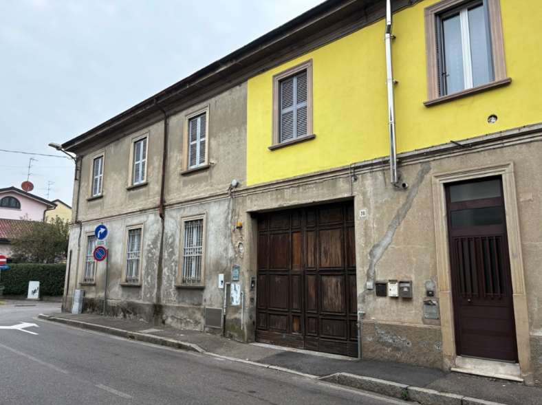 Quadrilocale con giardino a Cesano Maderno