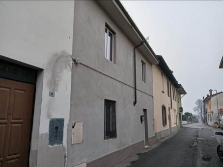 Quadrilocale in vendita a Corno Giovine