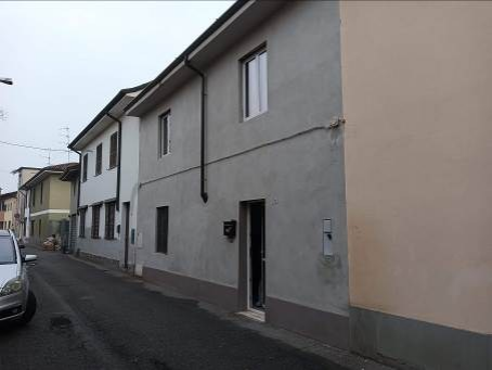 Quadrilocale in vendita a Corno Giovine