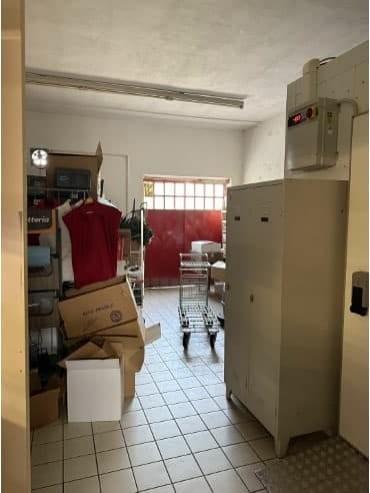 Negozio in vendita a Biandrate