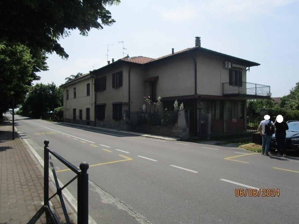 Casa indipendente in vendita a Limbiate