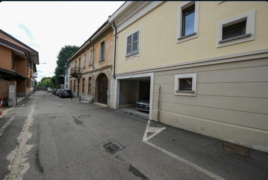 Box/Garage 16mq in vendita a Arluno