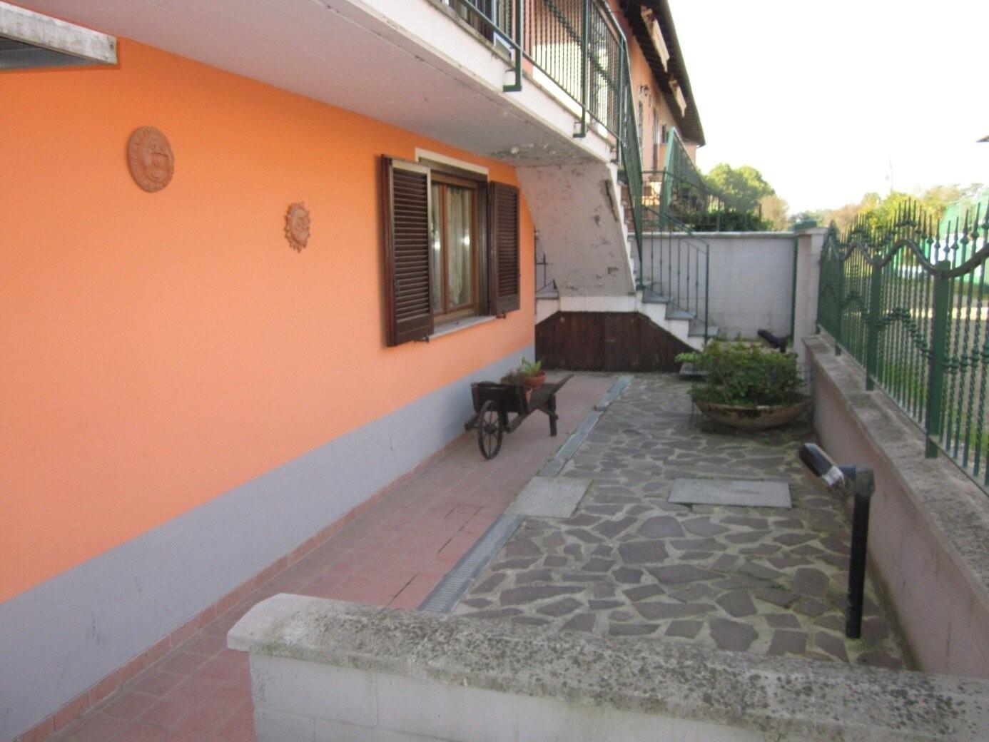 Villa in vendita a Dorno
