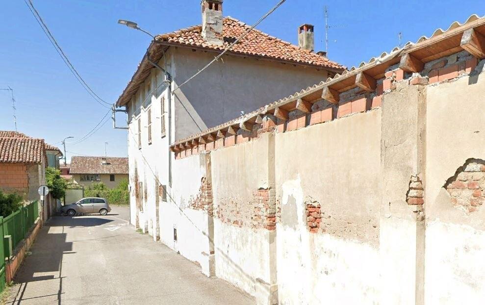 Casa indipendente in vendita a Suardi