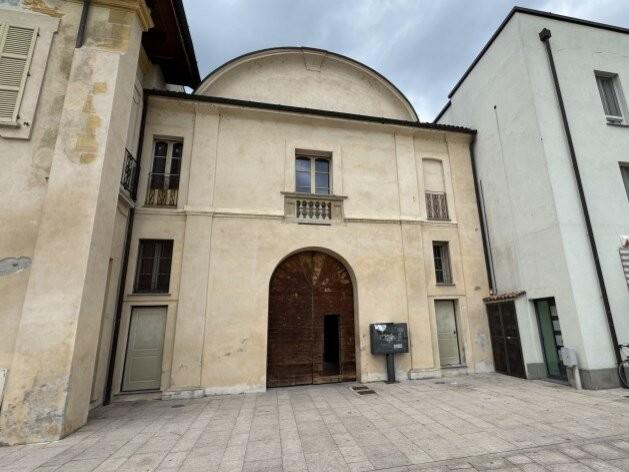 Trilocale da ristrutturare a Locate di Triulzi