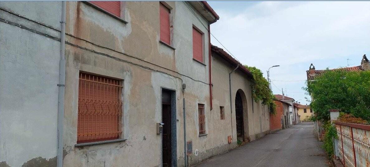 Quadrilocale in vendita a Suardi