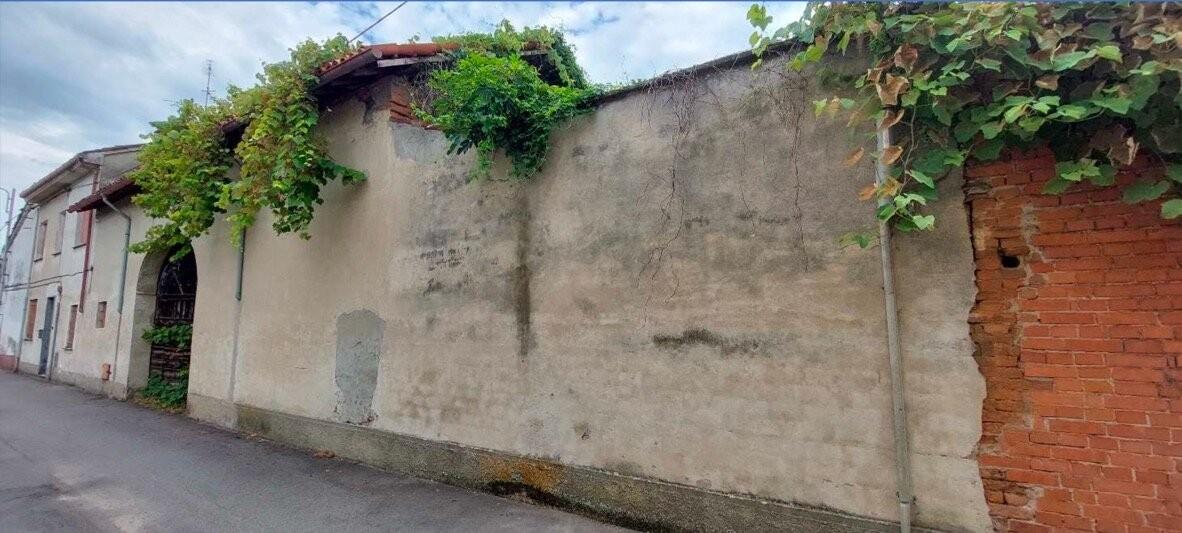 Quadrilocale in vendita a Suardi