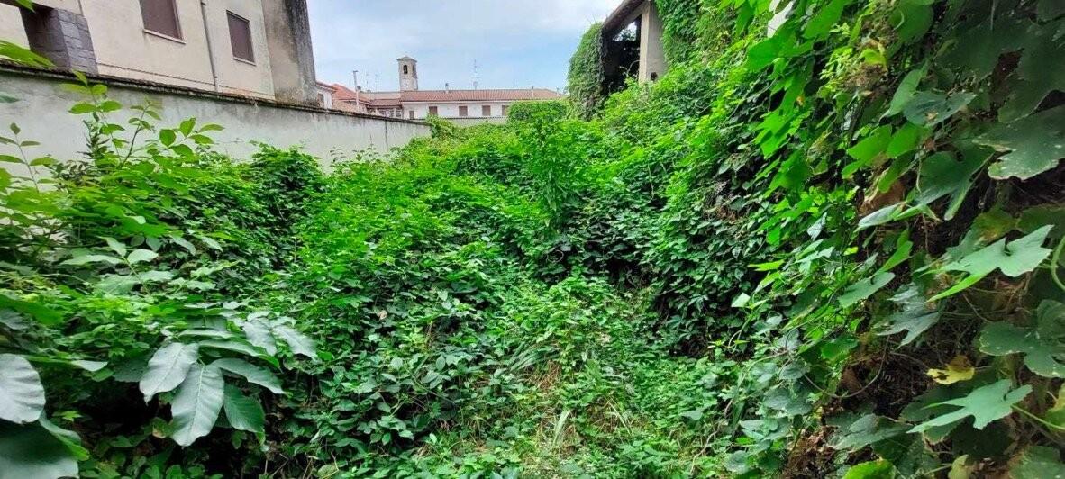 Quadrilocale in vendita a Suardi
