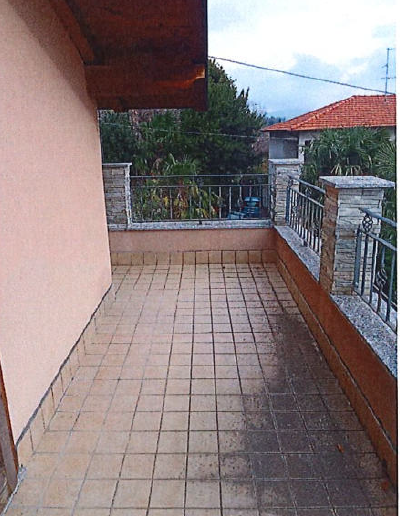 Villa con giardino a Erba