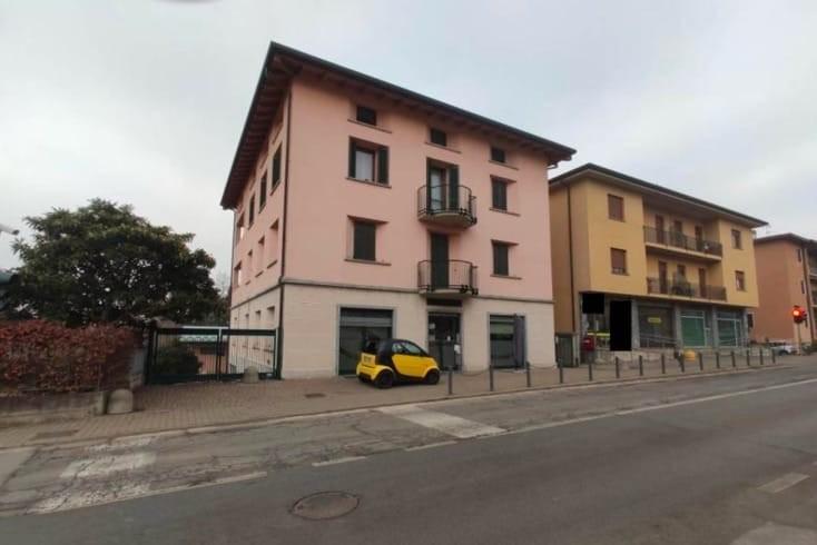 Trilocale in vendita a Merone