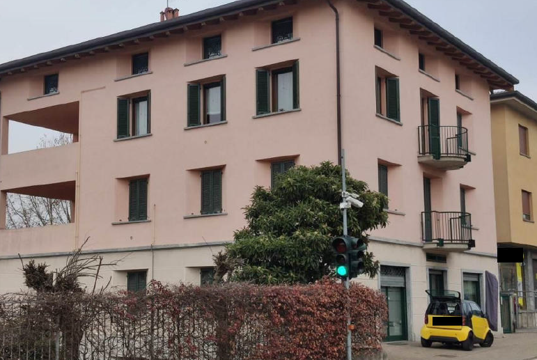 Appartamento in vendita a Merone