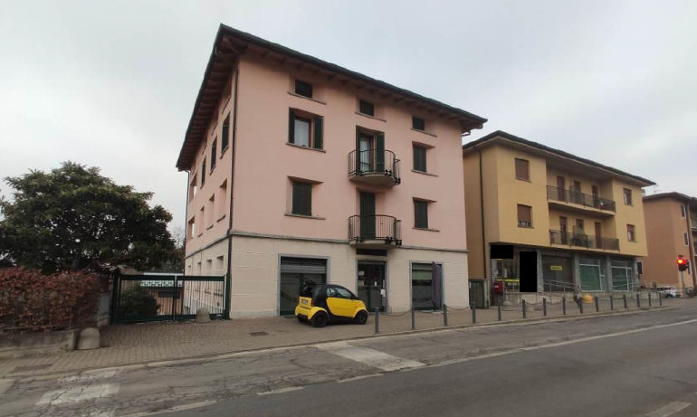 Appartamento in vendita a Merone