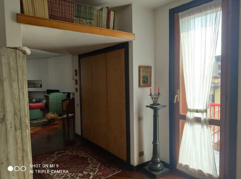 Appartamento in vendita a Erba