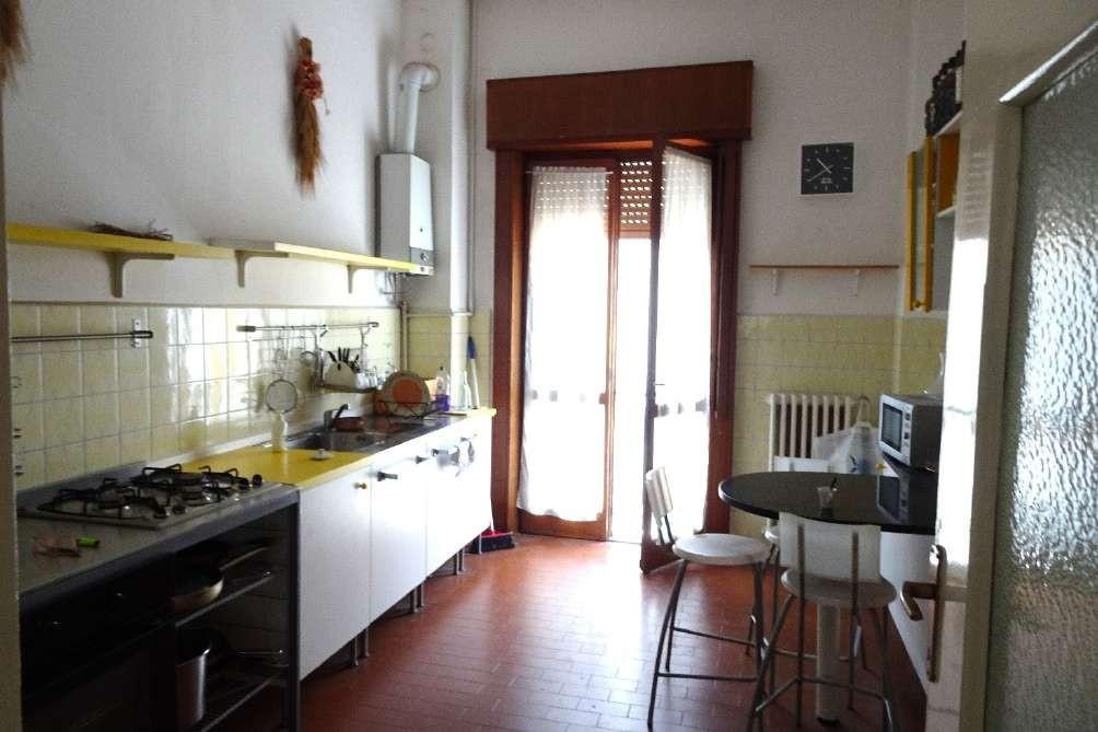 Negozio in vendita a Trezzo sull'Adda
