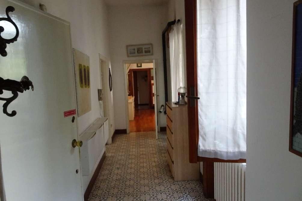 Negozio in vendita a Trezzo sull'Adda