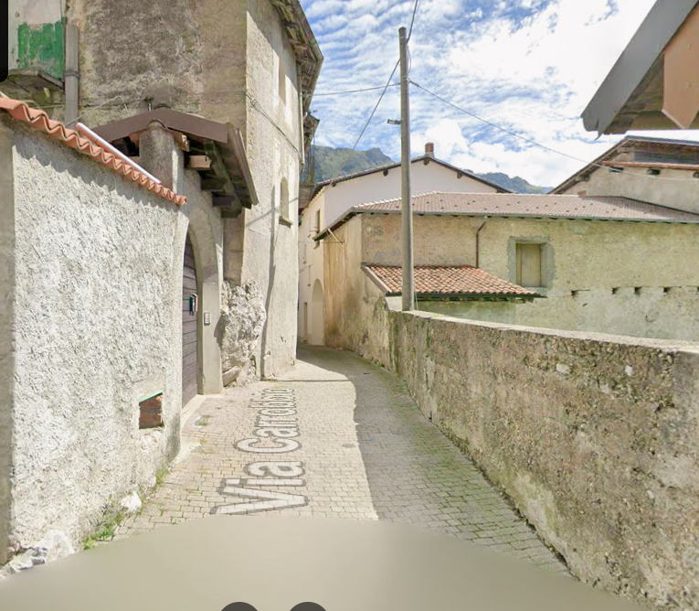 Quadrilocale in vendita a Ballabio