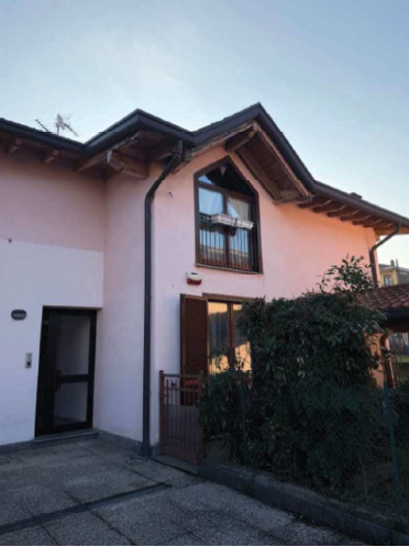 Appartamento in vendita a Caravate