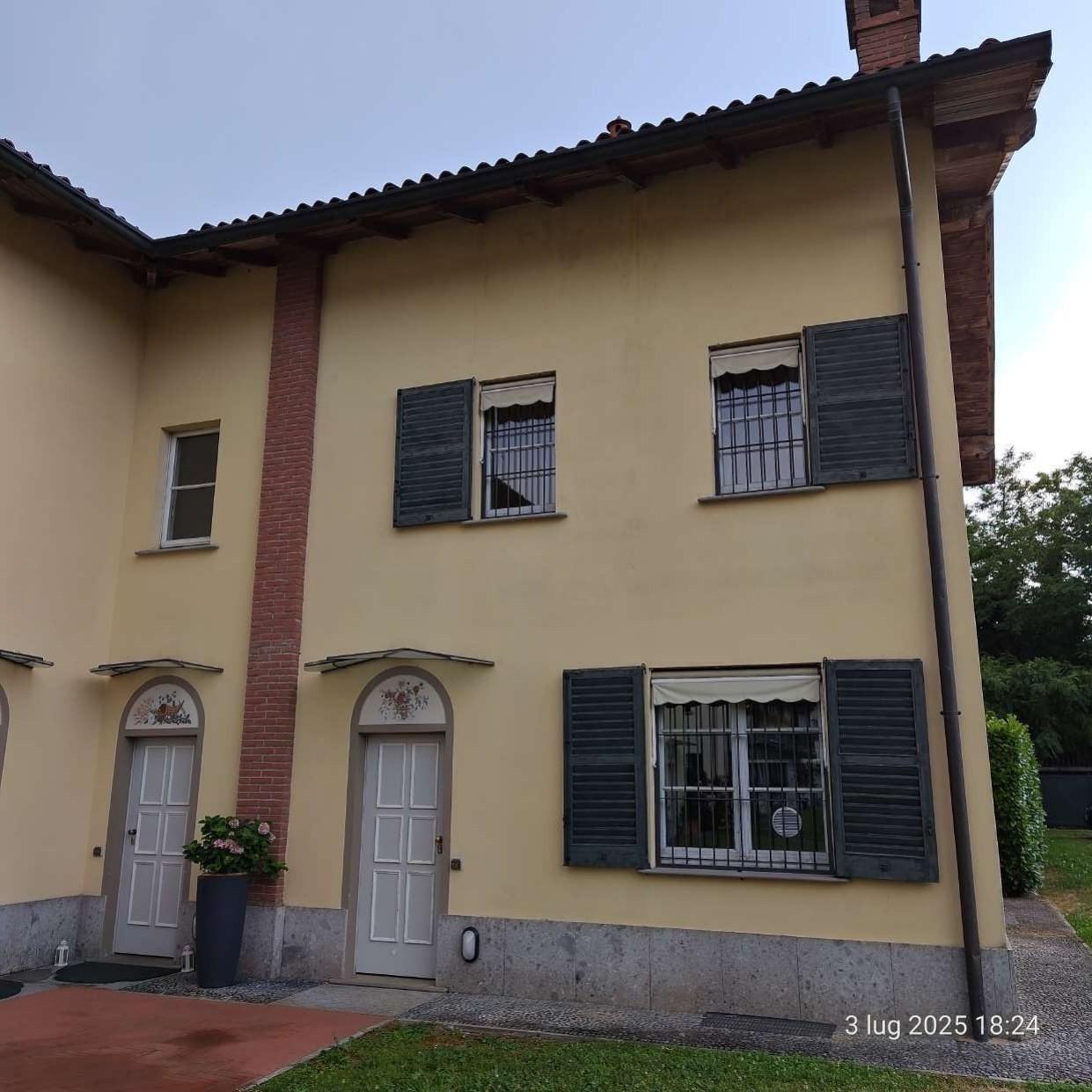 Villa in vendita a Villasanta