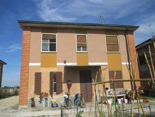 Villa in vendita a Pieve del Cairo