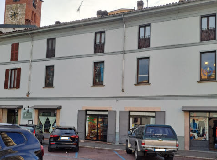 negozio in vendita a Mortara