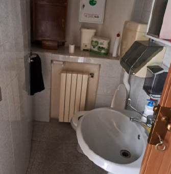 Negozio in vendita a Mortara