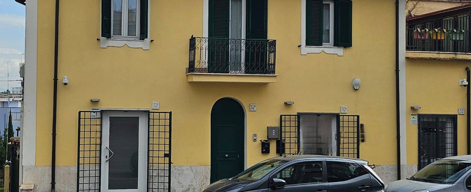 Locale commerciale in vendita a Roma, Vigne nuove