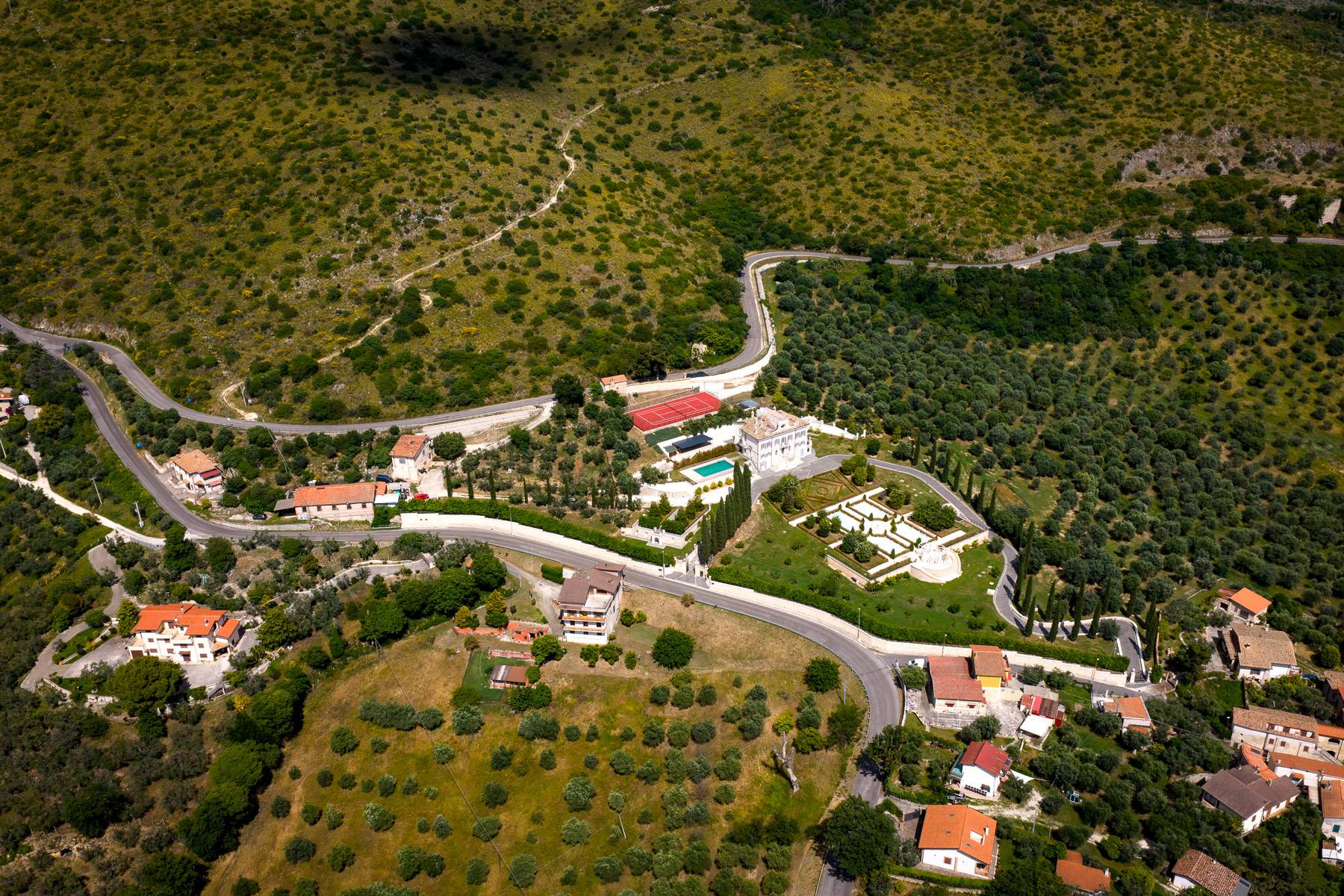 Villa storica in vendita a Fara in Sabina, Coltodino