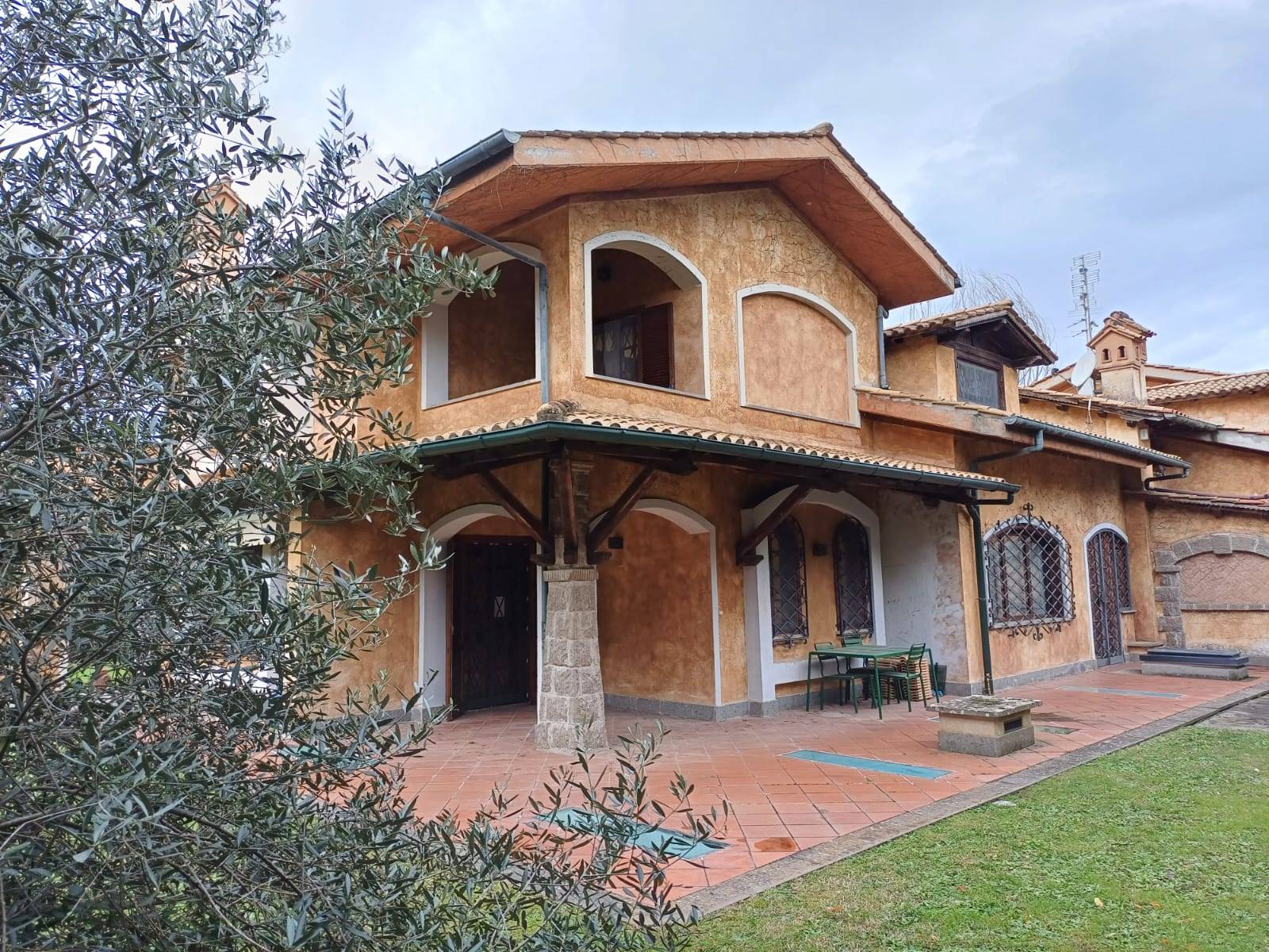 Bifamiliare in vendita a Rocca di Papa, Vivaro