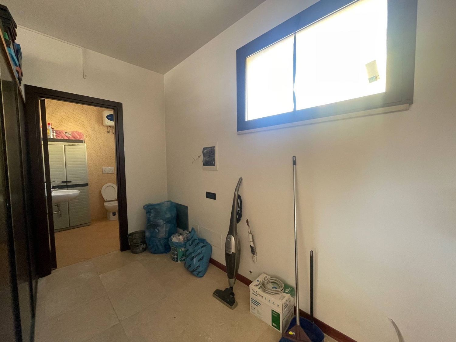 Locale commerciale nuova a Ponte Buggianese