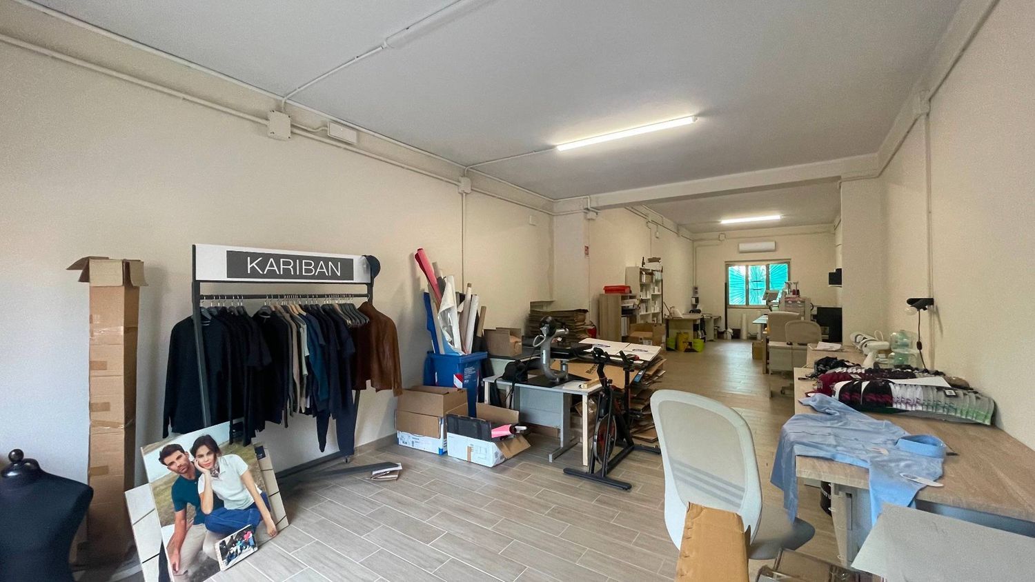 Locale commerciale nuova a Chiesina Uzzanese