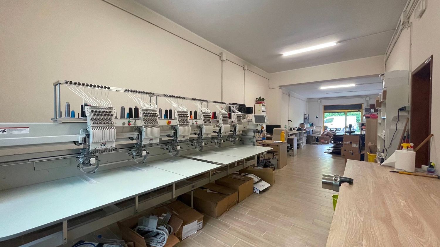 Locale commerciale nuova a Chiesina Uzzanese