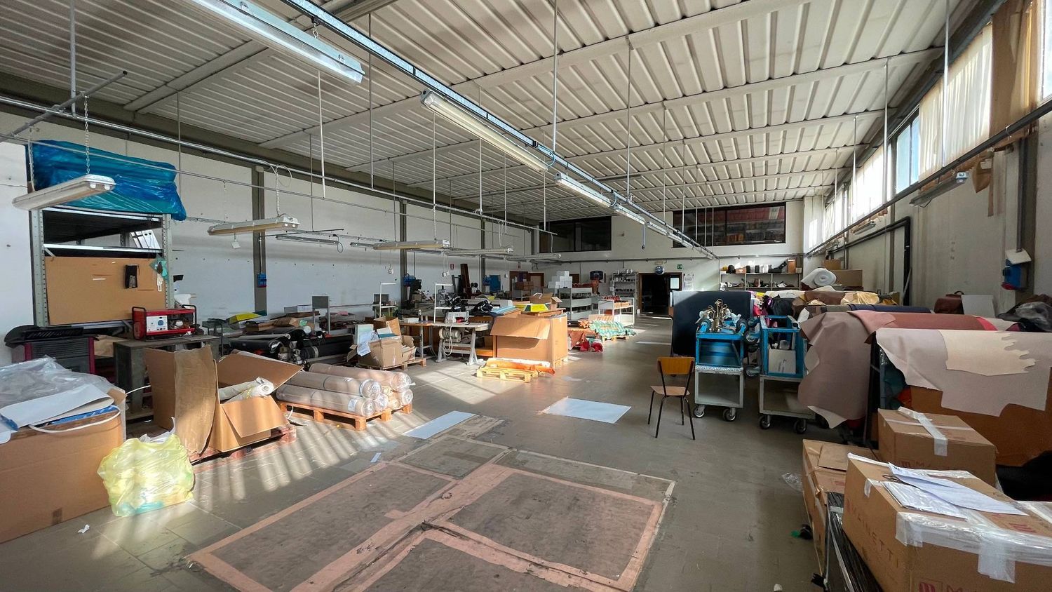 Capannone in vendita a Montecarlo