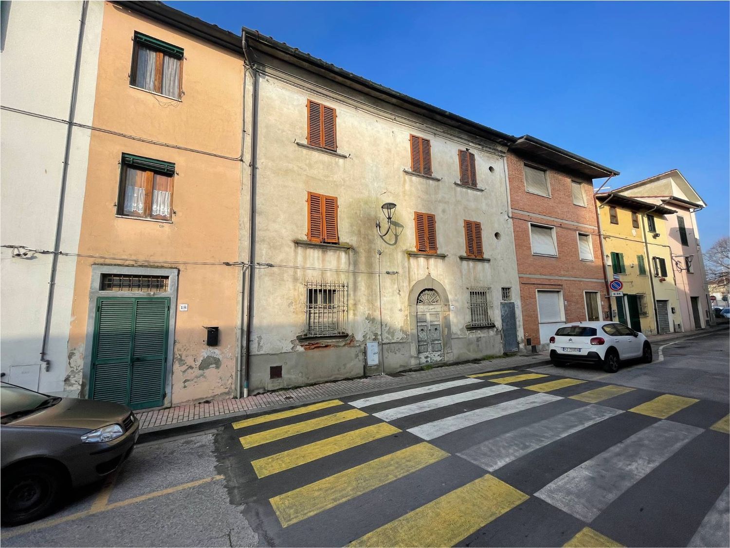 Casa indipendente con terrazzo a Chiesina Uzzanese