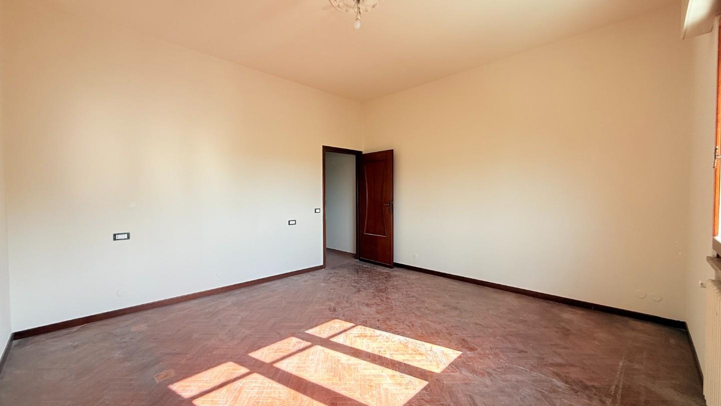 Appartamento con terrazzo a Chiesina Uzzanese